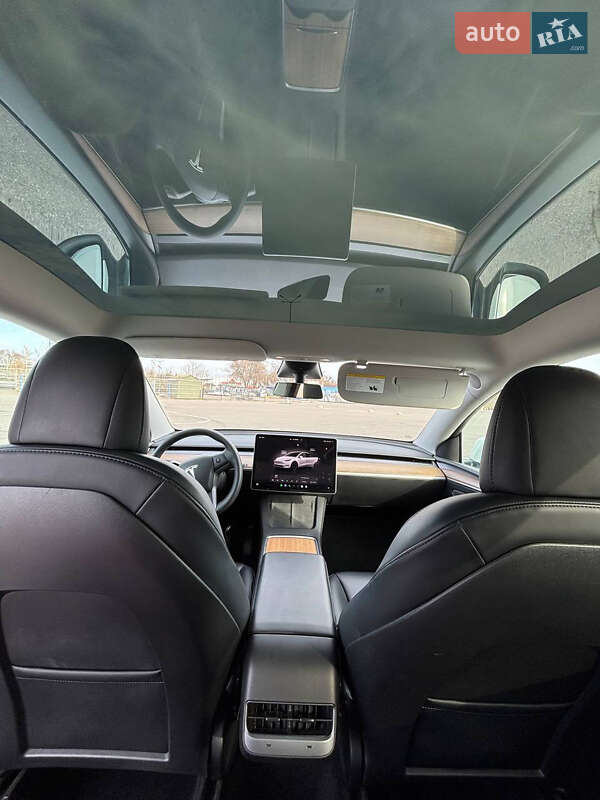 Внедорожник / Кроссовер Tesla Model Y 2023 в Днепре фото 19 Внедорожник / Кроссовер Tesla Model Y 2023 в Днепре