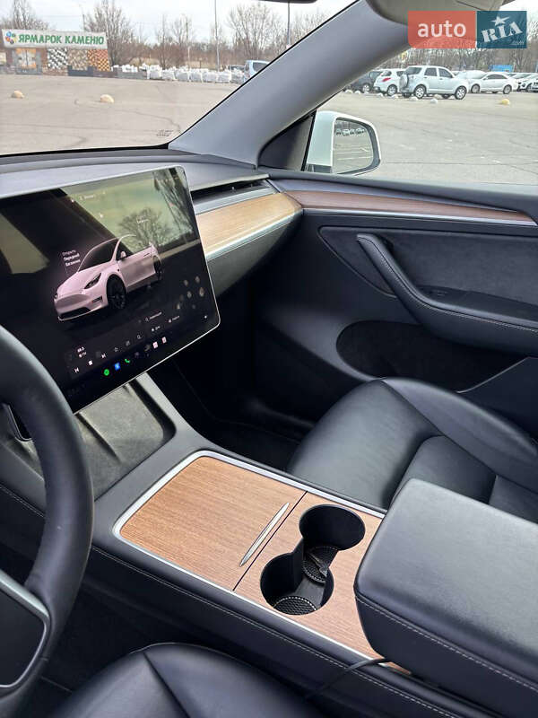 Внедорожник / Кроссовер Tesla Model Y 2023 в Днепре фото 23 Внедорожник / Кроссовер Tesla Model Y 2023 в Днепре
