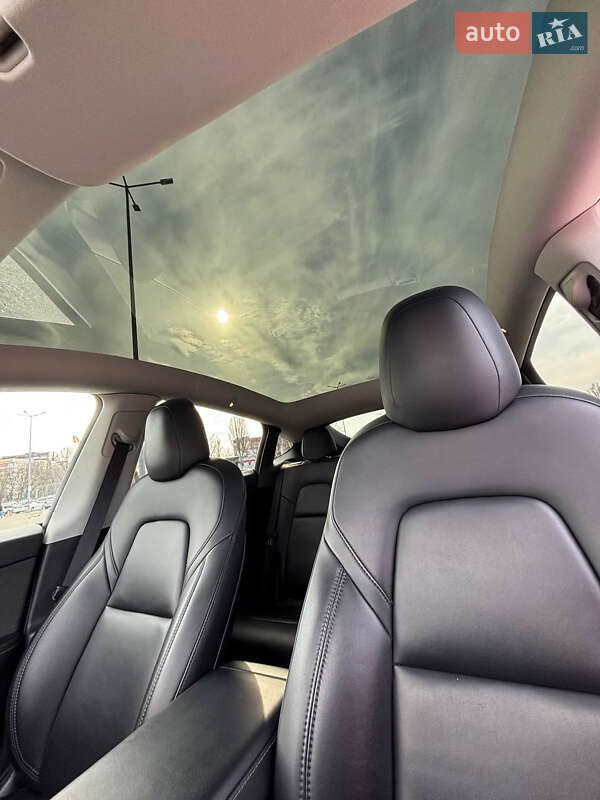 Внедорожник / Кроссовер Tesla Model Y 2023 в Днепре фото 31 Внедорожник / Кроссовер Tesla Model Y 2023 в Днепре