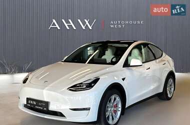 Позашляховик / Кросовер Tesla Model Y 2021 в 