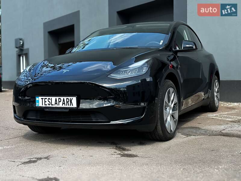 Внедорожник / Кроссовер Tesla Model Y 2023 в Киеве
