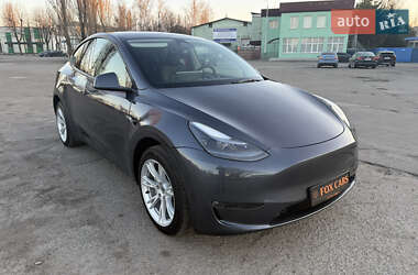 Позашляховик / Кросовер Tesla Model Y 2023 в 