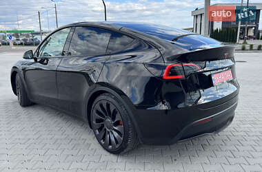 Позашляховик / Кросовер Tesla Model Y 2021 в 