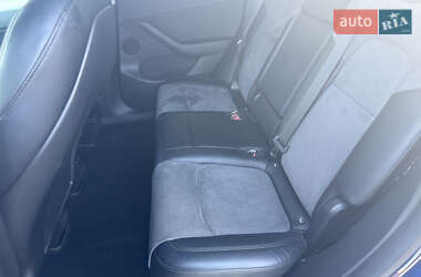 Внедорожник / Кроссовер Tesla Model Y 2021 в 