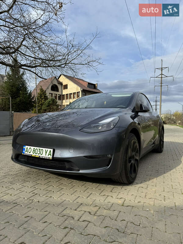 Внедорожник / Кроссовер Tesla Model Y 2023 в Ужгороде фото 5 Внедорожник / Кроссовер Tesla Model Y 2023 в Ужгороде