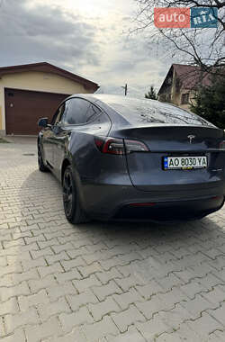 Внедорожник / Кроссовер Tesla Model Y 2023 в 