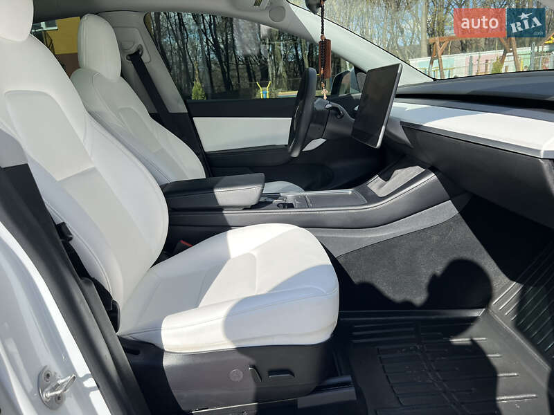 Внедорожник / Кроссовер Tesla Model Y 2021 в Львове фото 18 Внедорожник / Кроссовер Tesla Model Y 2021 в Львове