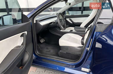 Позашляховик / Кросовер Tesla Model Y 2021 в 
