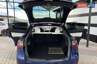 Позашляховик / Кросовер Tesla Model Y 2021 в 
