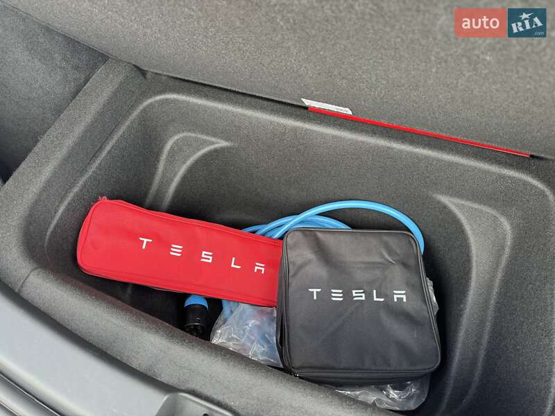 Внедорожник / Кроссовер Tesla Model Y 2021 в Ковеле