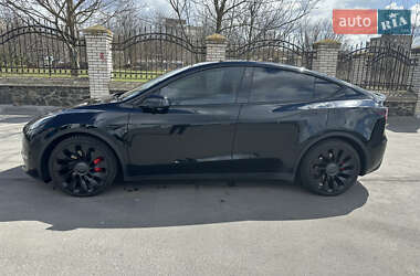 Внедорожник / Кроссовер Tesla Model Y 2022 в 