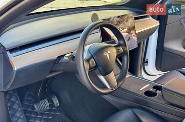 Внедорожник / Кроссовер Tesla Model Y 2022 в 