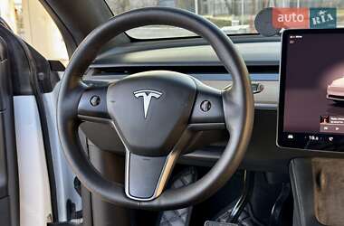 Внедорожник / Кроссовер Tesla Model Y 2022 в 