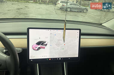 Внедорожник / Кроссовер Tesla Model Y 2020 в Киеве