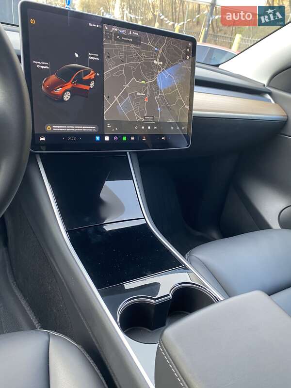 Внедорожник / Кроссовер Tesla Model Y 2020 в Львове