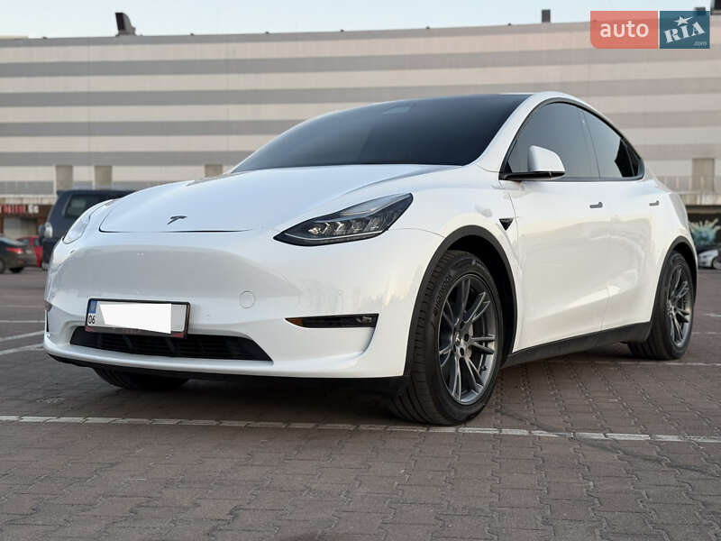 Внедорожник / Кроссовер Tesla Model Y 2022 в 