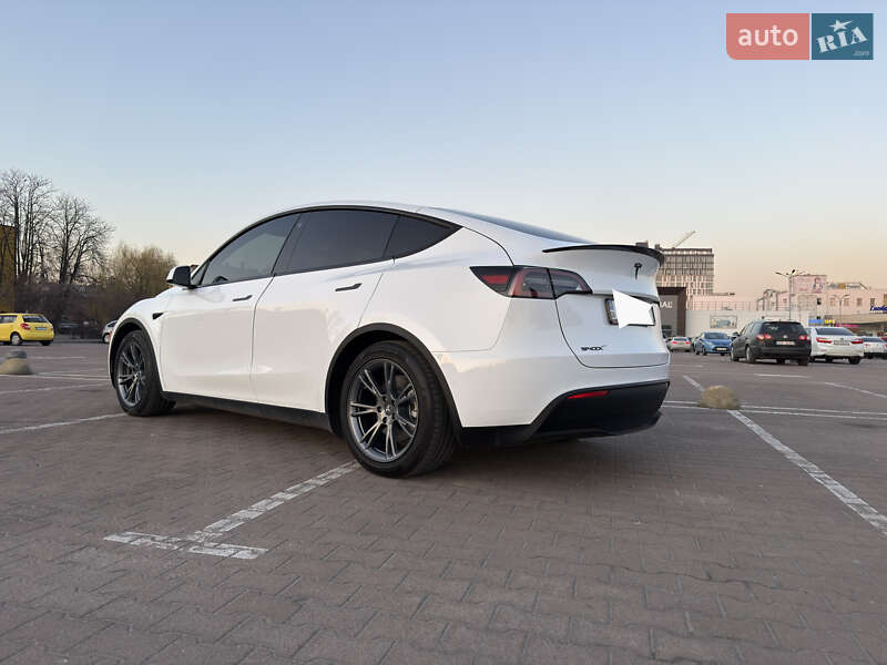 Внедорожник / Кроссовер Tesla Model Y 2022 в Житомире