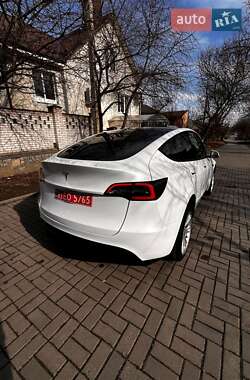Внедорожник / Кроссовер Tesla Model Y 2023 в 