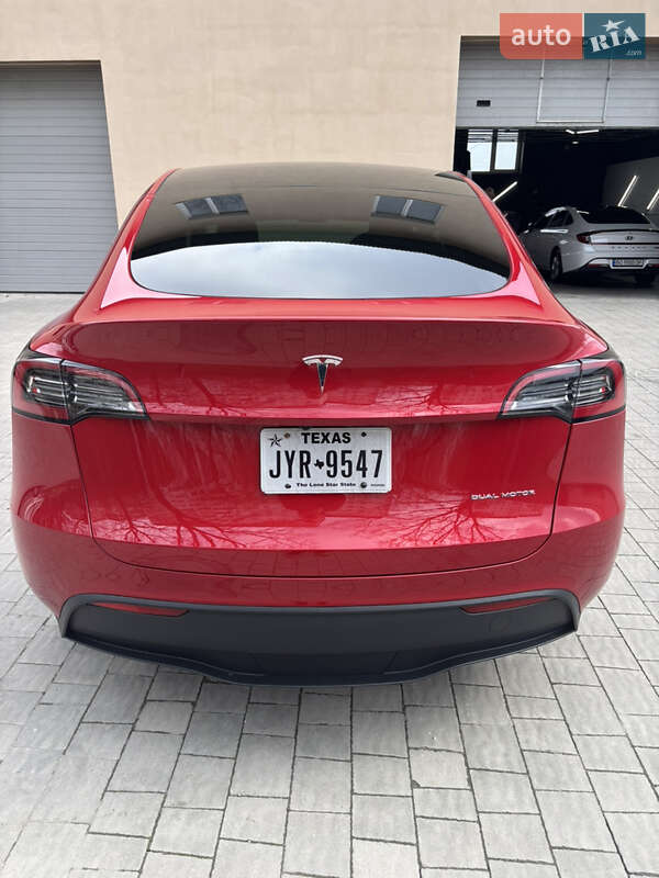 Внедорожник / Кроссовер Tesla Model Y 2023 в Збараже