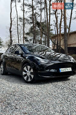 Внедорожник / Кроссовер Tesla Model Y 2023 в 