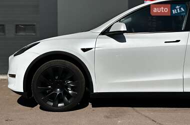 Внедорожник / Кроссовер Tesla Model Y 2021 в 