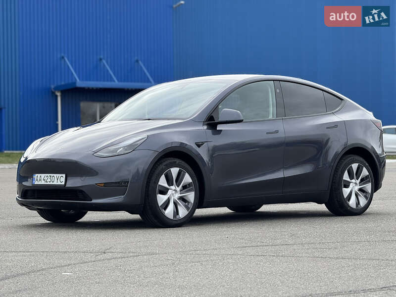 Внедорожник / Кроссовер Tesla Model Y 2023 в 