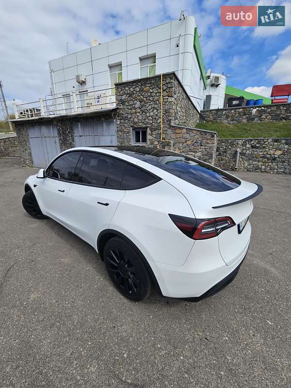 Внедорожник / Кроссовер Tesla Model Y 2022 в Киеве