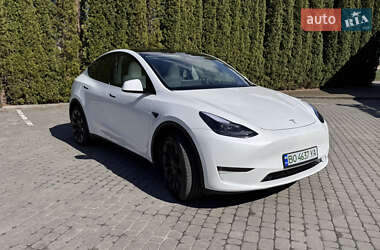 Внедорожник / Кроссовер Tesla Model Y 2024 в 