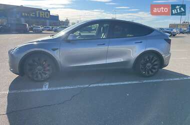 Внедорожник / Кроссовер Tesla Model Y 2023 в 