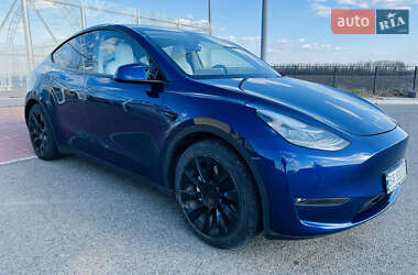Внедорожник / Кроссовер Tesla Model Y 2021 в 