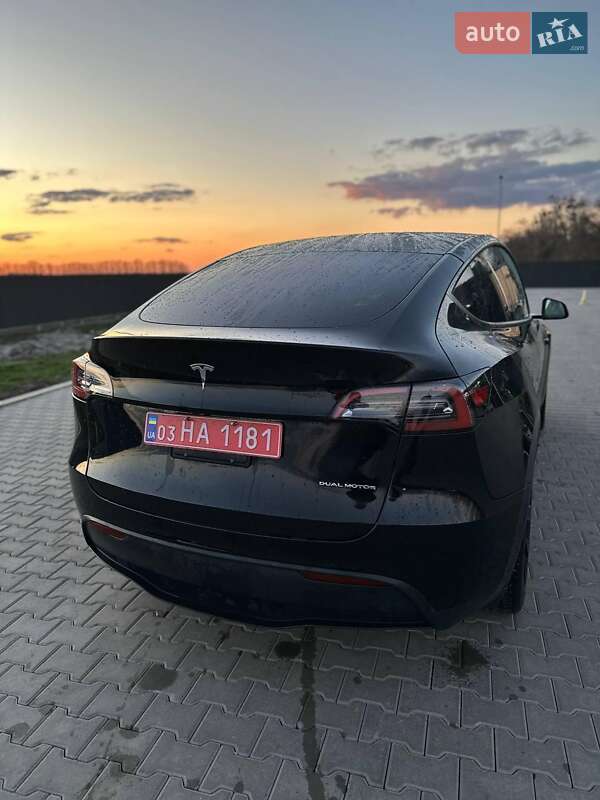 Внедорожник / Кроссовер Tesla Model Y 2021 в Кагарлыке