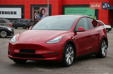 Внедорожник / Кроссовер Tesla Model Y 2020 в 