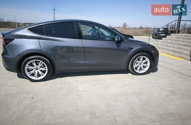 Внедорожник / Кроссовер Tesla Model Y 2023 в 
