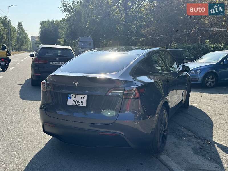 Позашляховик / Кросовер Tesla Model Y 2023 в Києві