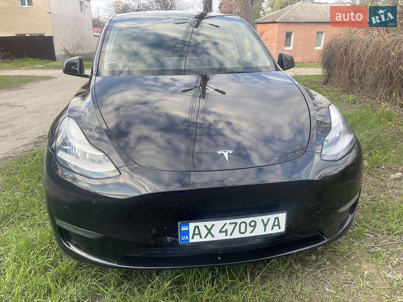 Внедорожник / Кроссовер Tesla Model Y 2021 в Харькове