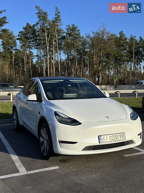 Внедорожник / Кроссовер Tesla Model Y 2022 в 