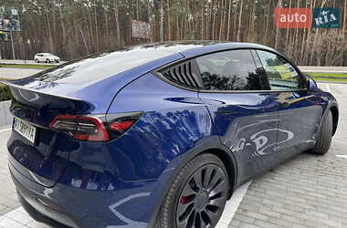 Внедорожник / Кроссовер Tesla Model Y 2023 в 