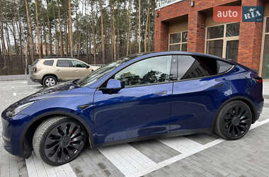 Внедорожник / Кроссовер Tesla Model Y 2023 в 