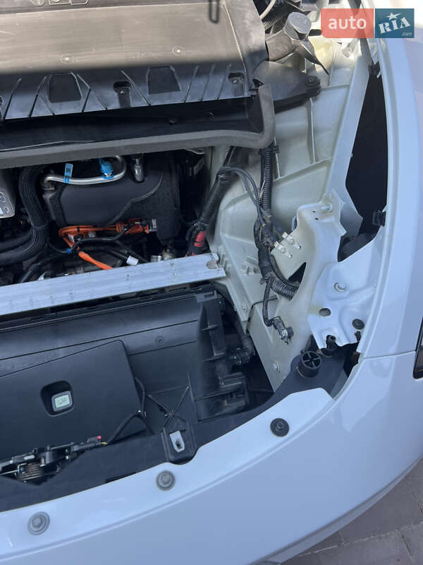 Внедорожник / Кроссовер Tesla Model Y 2023 в Ивано-Франковске
