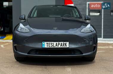 Внедорожник / Кроссовер Tesla Model Y 2023 в 