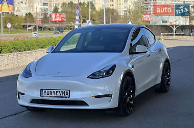 Внедорожник / Кроссовер Tesla Model Y 2021 в 
