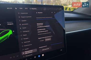 Внедорожник / Кроссовер Tesla Model Y 2021 в 