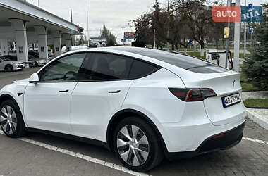 Внедорожник / Кроссовер Tesla Model Y 2023 в 