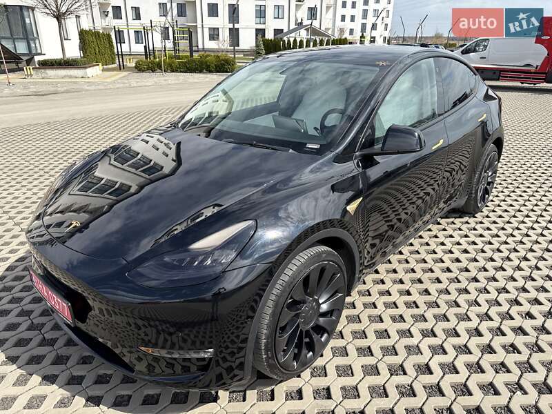 Внедорожник / Кроссовер Tesla Model Y 2022 в Луцке