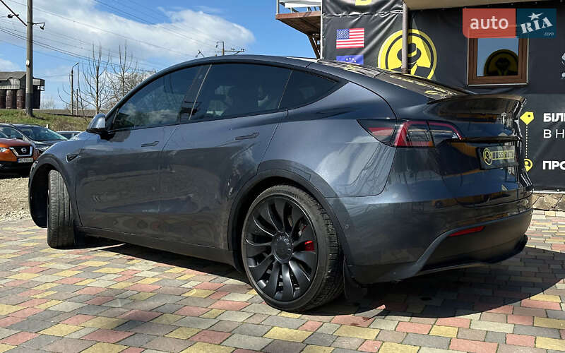 Позашляховик / Кросовер Tesla Model Y 2021 в Стрию