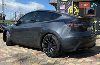 Внедорожник / Кроссовер Tesla Model Y 2021 в 