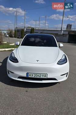 Внедорожник / Кроссовер Tesla Model Y 2022 в 