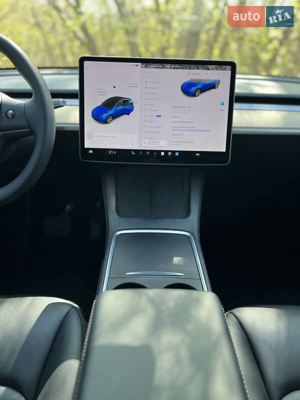 Позашляховик / Кросовер Tesla Model Y 2021 в Харкові