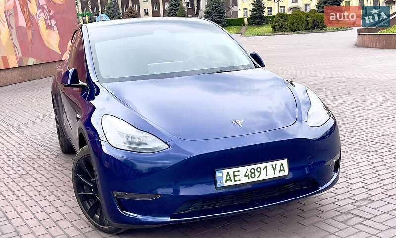 Внедорожник / Кроссовер Tesla Model Y 2023 в Каменском