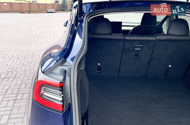 Позашляховик / Кросовер Tesla Model Y 2023 в 